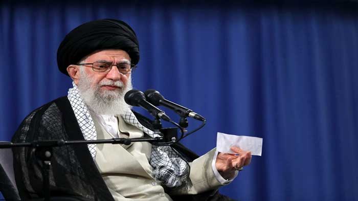 واکنش رهبر انقلاب به توقیف نفتکش ایران