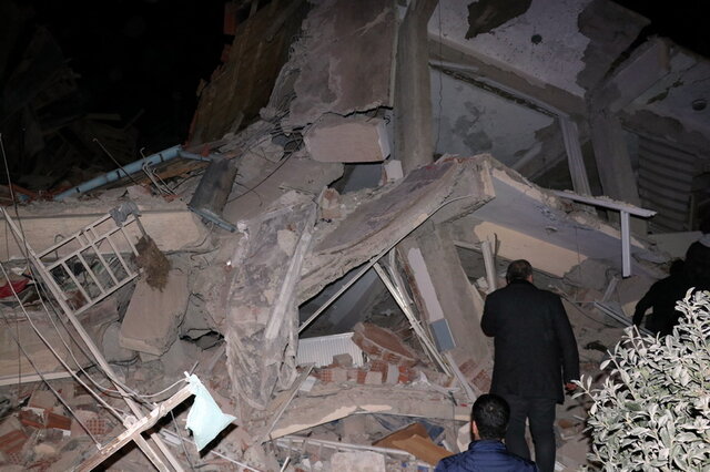 زمین لرزه ۶.۸ ریشتری در ترکیه ۱۹ کشته  و ۷۷۲ زخمی به جا گذاشت