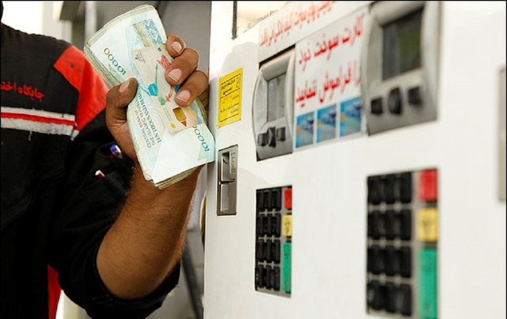 ممنوعیت تبادل اسکناس در پمپ بنزین‌ها به دلیل شیوع کرونا