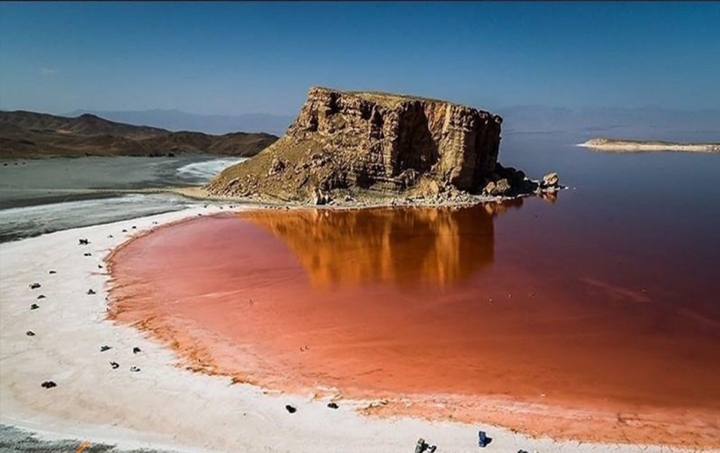 حجم آب دریاچه ارومیه به ۵ میلیارد مترمکعب رسید