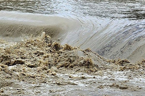 وقوع سیلاب در استان اردبیل جان دو نوجوان را گرفت