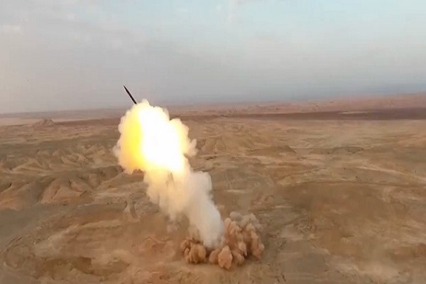 شلیک موشک های بالستیک سپاه