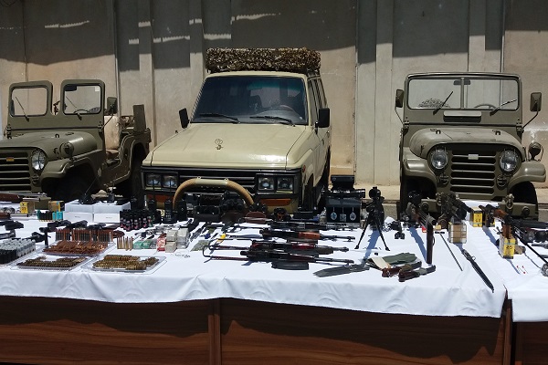 ضربه هوشمندانه وزارت اطلاعات به باند بزرگ قاچاق سلاح و مهمات در استان البرز