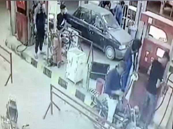 انفجار پمپ بنزین تاکستان ۹ کشته و زخمی بر جای گذاشت + فیلم