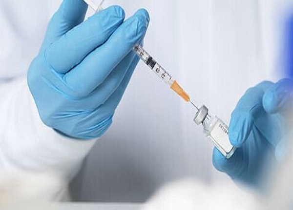 تدارک خرید ۴۲ میلیون دوز واکسن کرونا | مجوز تست انسانی واکسن کرونا‌ ایرانی