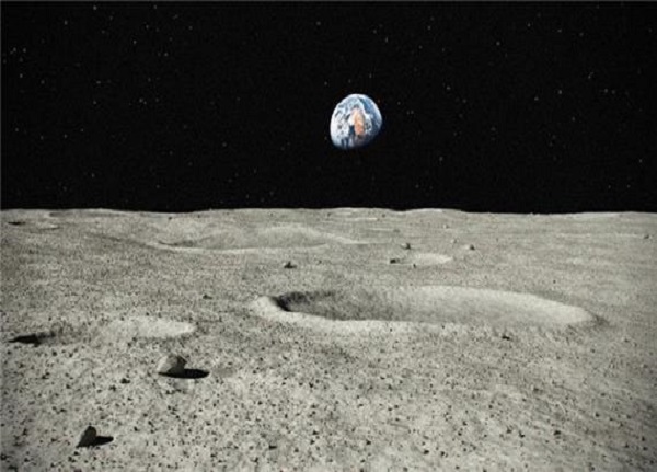 بعد از ۴۴ سال نمونه های برداشت شده از سطح ماه در آستانه رسیدن به زمین است
