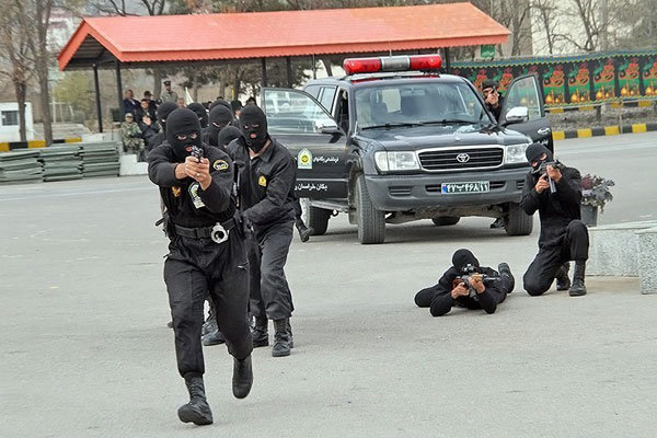 گروگان گیری و قتل ۵ نفر در شیراز + عکس