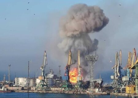 انفجار ناوگان روسیه در دریای سیاه توسط موشک اوکراینی / کمک نظامی آمریکا به اوکراین