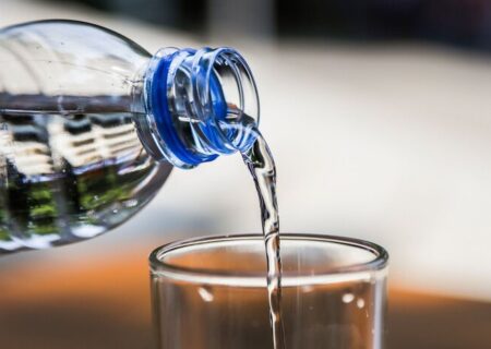 مشکلاتی در بدن که باور نمی کنید از کم نوشیدن آب باشد