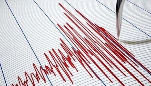 زلزله مرز استان‌های قم و تهران را لرزاند
