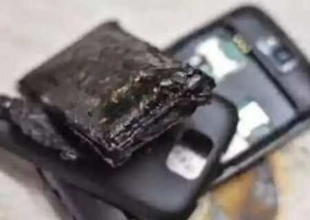 مرگ دختر ۸ ماهه بر اثر انفجار موبایل: ۱۲ دلیل آتش گرفتن گوشی های هوشمند