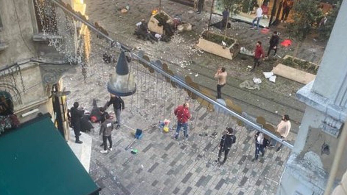 شمار مجروحان انفجار استانبول بالا رفت/ اعلام جزییات تازه درباره عامل بمب گذاری