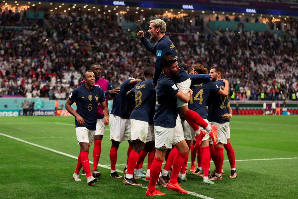 فرانسه با شکست مراکش به فینال راه یافت