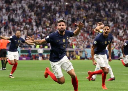فرانسه صعود کرد و انگلیس از جام جهانی ۲۰۲۲ حذف شد