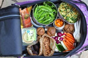 8 توصیه‌ غذایی که هنگام سفر های نوروزی باید جدی بگیرید