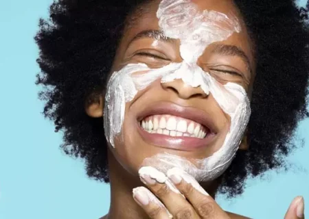 چگونه با کرم ضد آفتاب از پوست خود محافظت کنیم؟