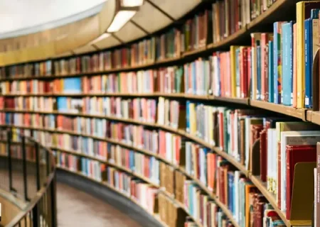 چرا بعضی کتاب‌ها هیچ‌وقت کهنه نمی‌شوند؟